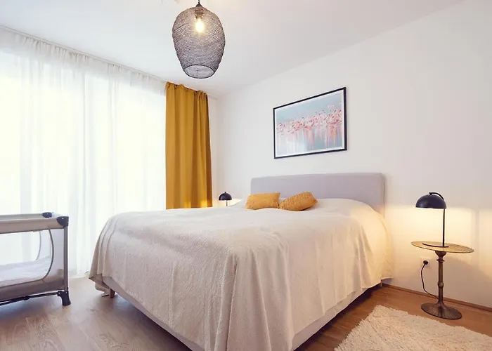 Apartment Meverling Sky 6 *
